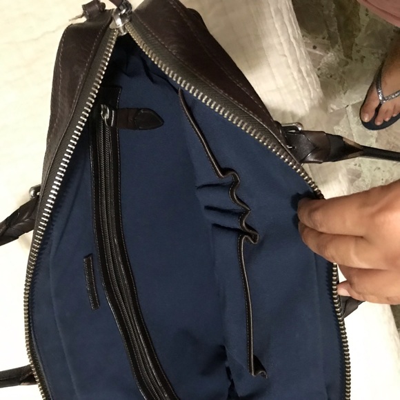 Modern suitcase - Picture 2 of 4